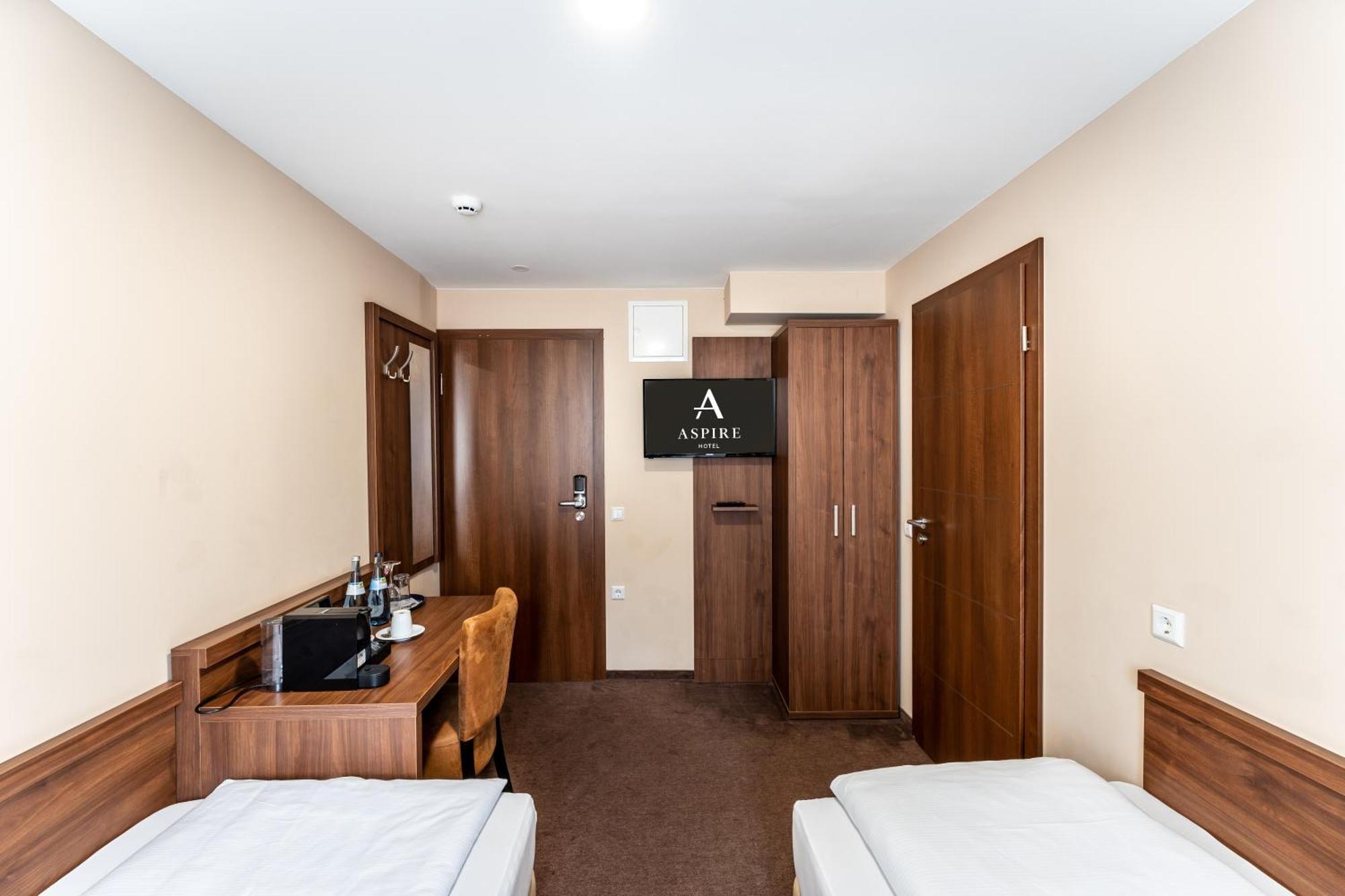 Stadthotel Reutlingen Bagian luar foto