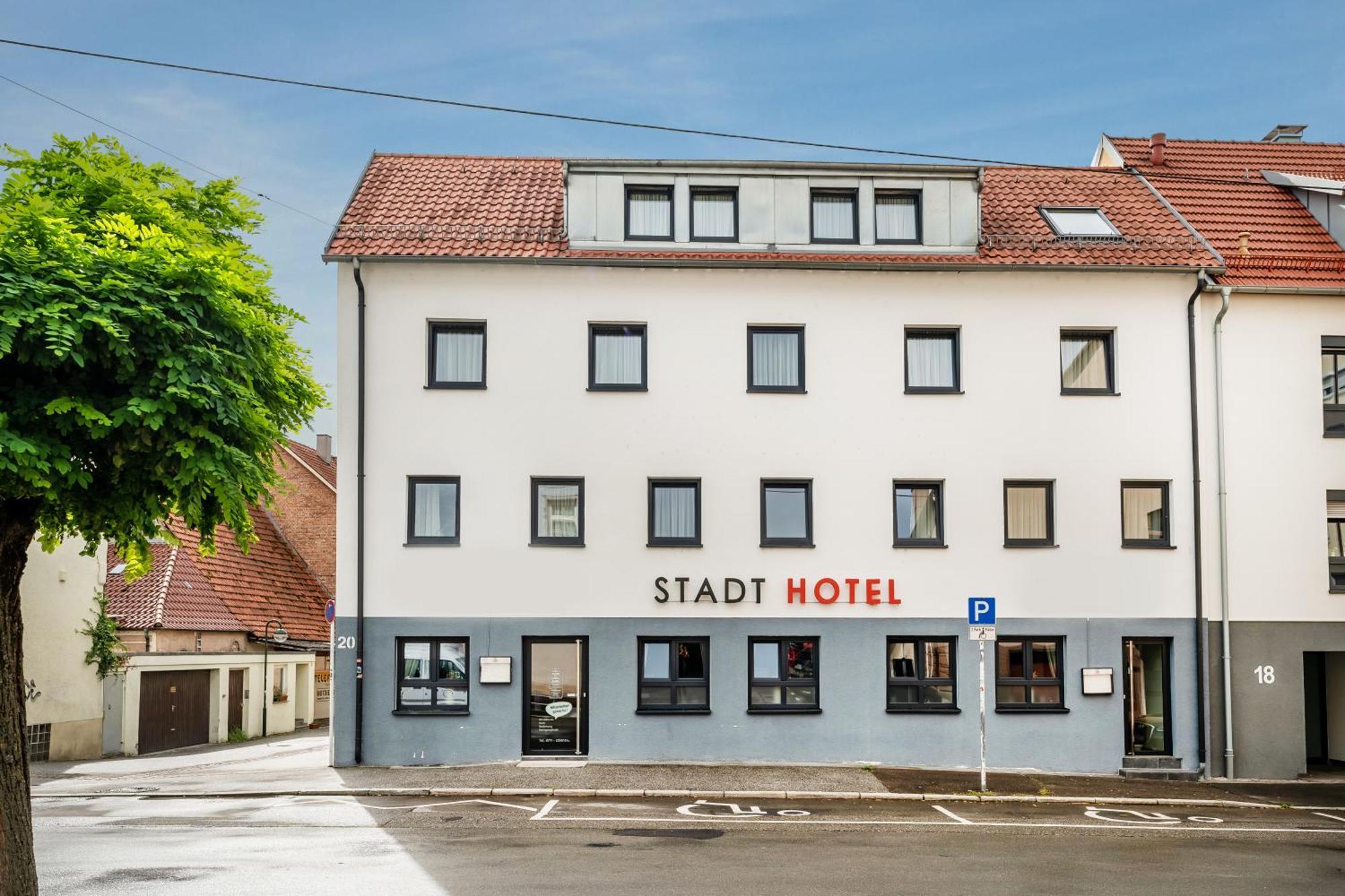 Stadthotel Reutlingen Bagian luar foto