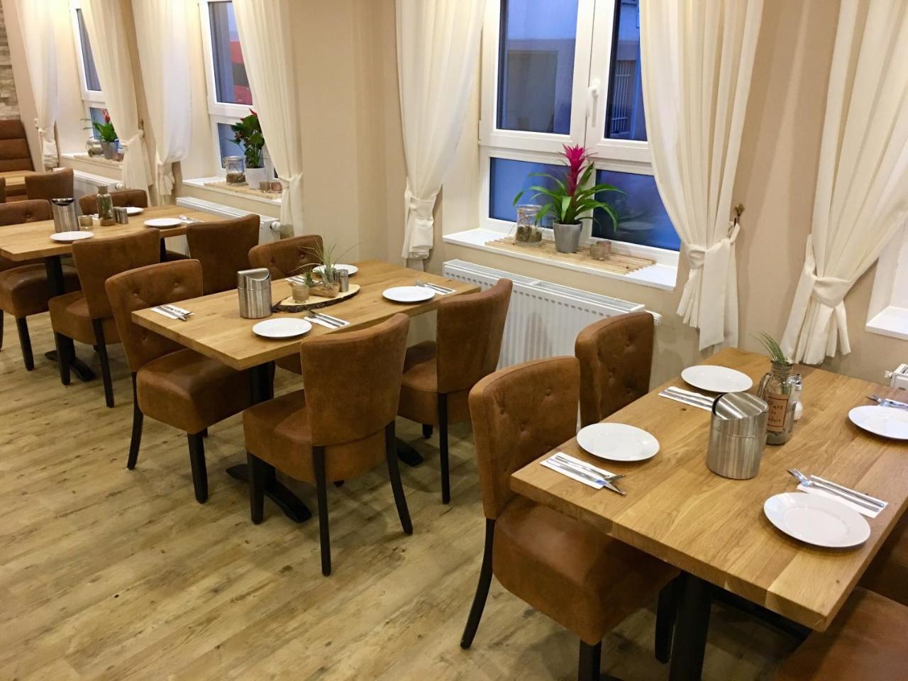 Stadthotel Reutlingen Bagian luar foto